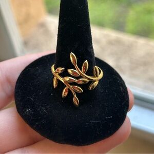 18 KARAT OLIVE TREE RING SIZE 8.5